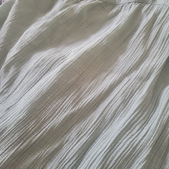 Mine top with ruffle sleeve and lace - Picture 6 of 10